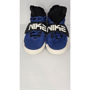 Size 6 (GS) - Nike Future Court 3 Mid Game Royal